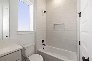 1242 Robin Trail, Round Rock, TX 78681 - Photo 34