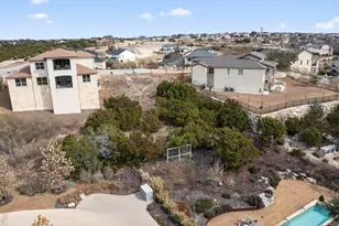 1505 Chalk Bluff Ct, Leander, TX 78641 - Photo 10