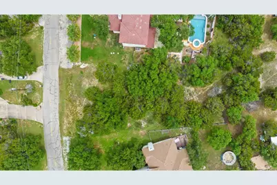 109 Cowal Drive N, Spicewood, TX 78669 - Photo 4