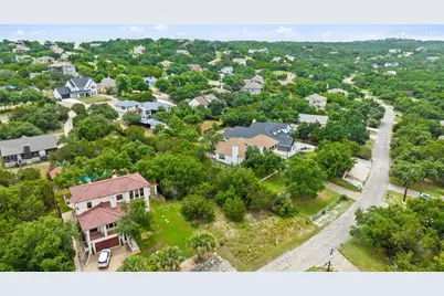 109 Cowal Drive N, Spicewood, TX 78669 - Photo 2