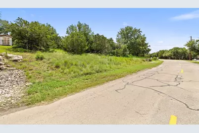 109 Cowal Drive N, Spicewood, TX 78669 - Photo 16