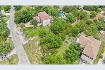 109 Cowal Drive N, Spicewood, TX 78669 - Photo 10