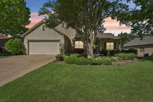 200 Scurry Pass, Georgetown, TX 78633 - Photo 2