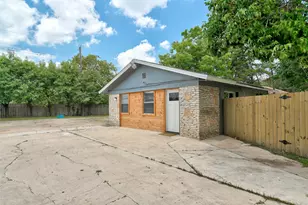 1806 Dixie Ln, Round Rock, TX 78664 - Photo 2