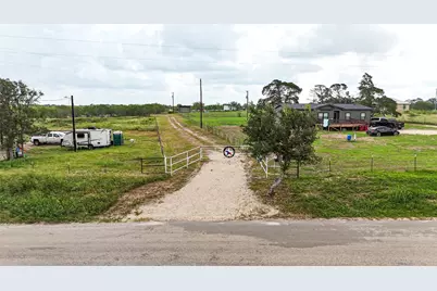 4013 Old Colony Line Road, Dale, TX 78616 - Photo 8