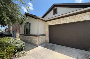 147 Mary Max Cir, San Marcos, TX 78666 - Photo 2