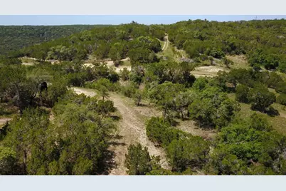 11709 Mountain Top Circle, Jonestown, TX 78645 - Photo 10