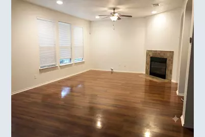 14320 Lake Victor Drive, Pflugerville, TX 78660 - Photo 4