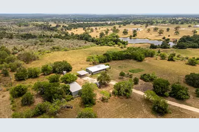 411 Fm 86 Highway, Red Rock, TX 78662 - Photo 8