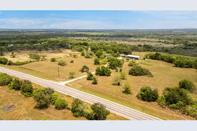 411 Fm 86 Highway, Red Rock, TX 78662 - Photo 6