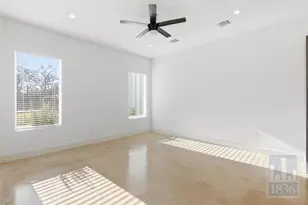 4701 Sara Dr, Austin, TX 78721 - Photo 6