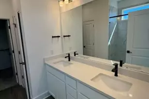 130 Sincere Dr, Kyle, TX 78640 - Photo 6