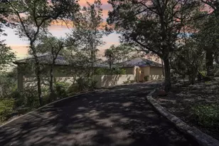 100 Mesa Dr, Wimberley, TX 78676 - Photo 2