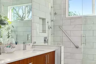 1903 E 17th St, Austin, TX 78702 - Photo 26