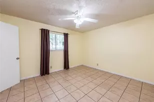5006 Sara Dr, Austin, TX 78721 - Photo 4