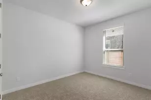 128 Sandrock Trl, Georgetown, TX 78633 - Photo 18