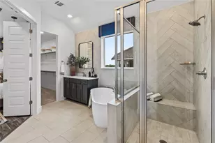 128 Sandrock Trl, Georgetown, TX 78633 - Photo 14