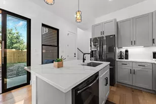 910 Tillery St, Austin, TX 78702 - Photo 6