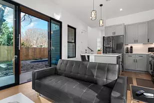 910 Tillery St, Austin, TX 78702 - Photo 8
