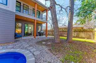 910 Tillery St, Austin, TX 78702 - Photo 28