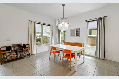 1002 Linden Street, Austin, TX 78702 - Photo 14