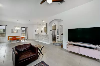 1002 Linden Street, Austin, TX 78702 - Photo 8