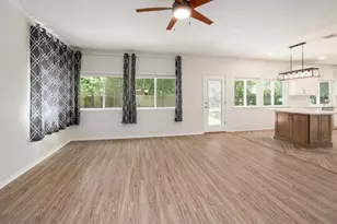 703 Ivy Ct, Round Rock, TX 78681 - Photo 6