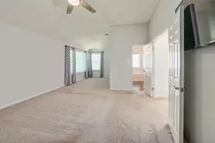 703 Ivy Ct, Round Rock, TX 78681 - Photo 24