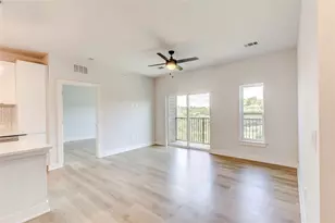2500 Longview St, Austin, TX 78705 - Photo 2