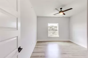 2500 Longview St, Austin, TX 78705 - Photo 20