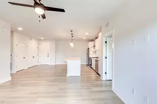 2500 Longview St, Austin, TX 78705 - Photo 6