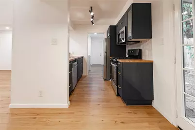 100 Nicole Cove, Round Rock, TX 78664 - Photo 10