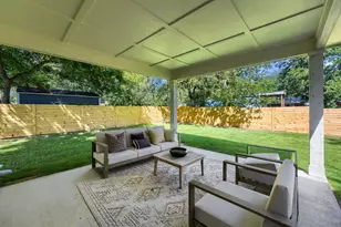 8012 Gault St, Austin, TX 78757 - Photo 32