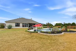 201 Miranda Wy, Georgetown, TX 78633 - Photo 38