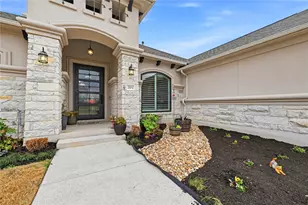 201 Miranda Wy, Georgetown, TX 78633 - Photo 2