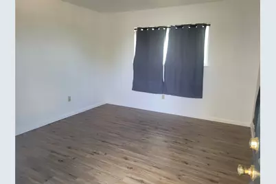 205 2nd Avenue #2, Smithville, TX 78957 - Photo 2