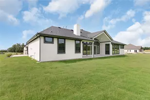 1400 Paxton Ln, Florence, TX 76527 - Photo 38