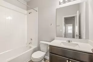 365 Cibolo Creek Dr, Kyle, TX 78640 - Photo 20
