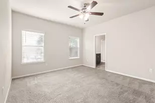 365 Cibolo Creek Dr, Kyle, TX 78640 - Photo 14
