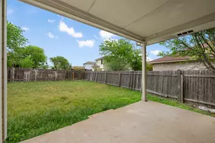 1704 W Pflugerville Pkwy, Round Rock, TX 78664 - Photo 32