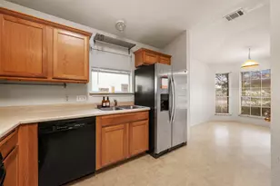1704 W Pflugerville Pkwy, Round Rock, TX 78664 - Photo 12