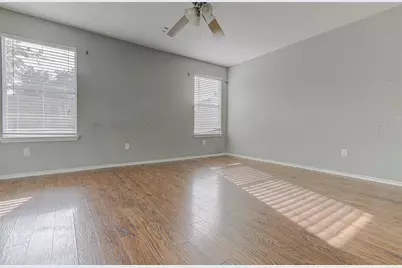 1084 Shadow Creek Boulevard, Buda, TX 78610 - Photo 8