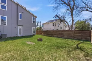 1114 Walton Ln, Austin, TX 78721 - Photo 32