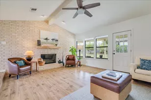 123 Primrose Dr, Kyle, TX 78640 - Photo 4