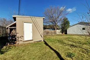 6803 Santos St, Austin, TX 78741 - Photo 24