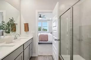 162 Two Bits Ln, Elgin, TX 78621 - Photo 8