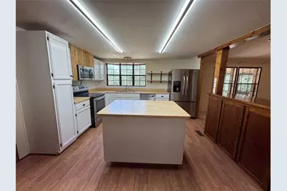 134 Elgin Woods Lane, Elgin, TX 78621 - Photo 28