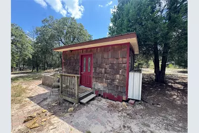 134 Elgin Woods Lane, Elgin, TX 78621 - Photo 18