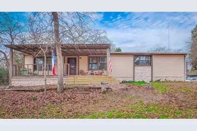 134 Elgin Woods Lane, Elgin, TX 78621 - Photo 12