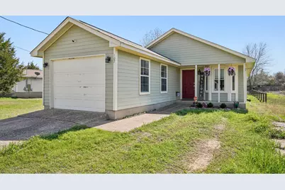 107 Hawea Lane, Bastrop, TX 78602 - Photo 2